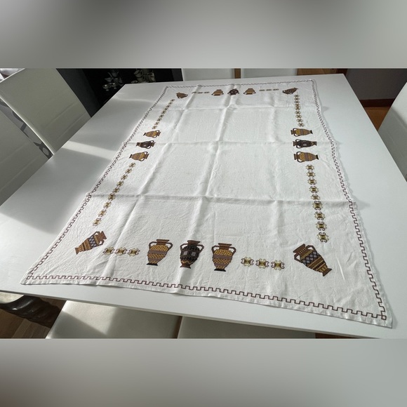 Vintage Cross-stitched Tablecloth (handmade) with playful Grecian Urn design - Picture 3 of 16